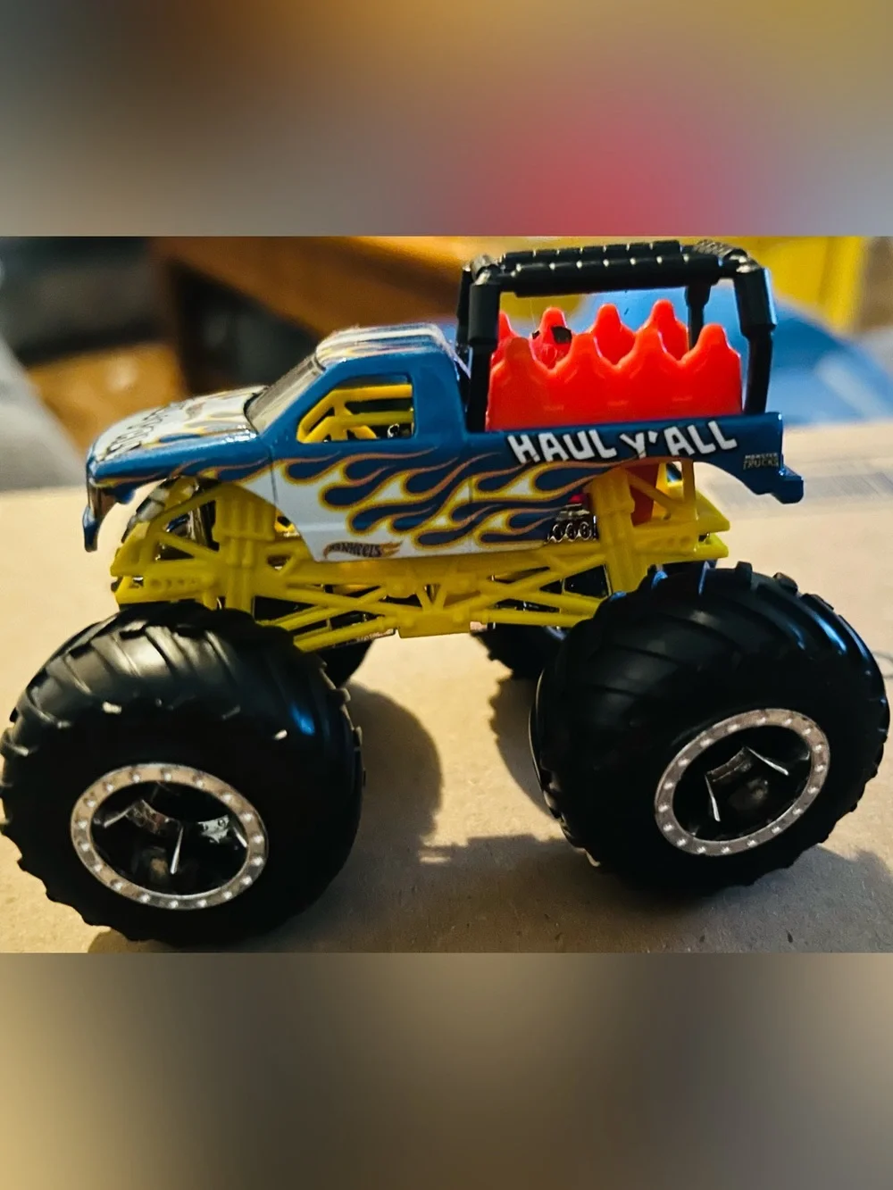 4 Hot Wheels Lot: Psycho-Delic Volkswagen, Haul Y’all, Twin Mill, & HW Pursuit.